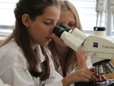 Summer Science Camp Profis in Wien (16–20 Jahre)